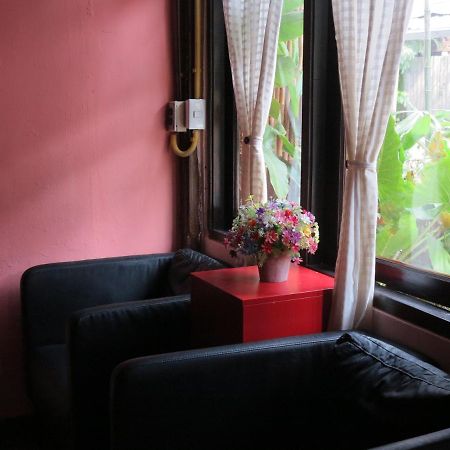 Non House Bangkok บ้านนอนโฮสเทล Eksteriør bilde