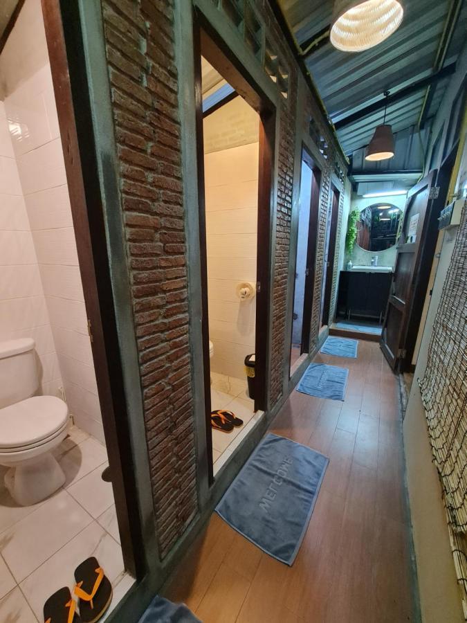 Non House Bangkok บ้านนอนโฮสเทล Eksteriør bilde