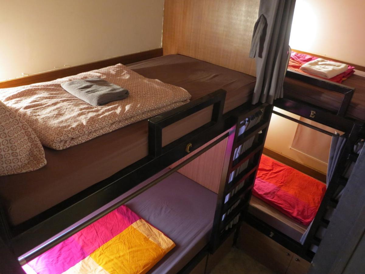 Non House Bangkok บ้านนอนโฮสเทล Eksteriør bilde
